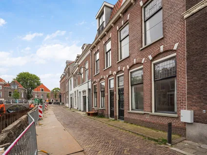 Tussenwoning te koop: Molslaan 143, In de Veste Delft