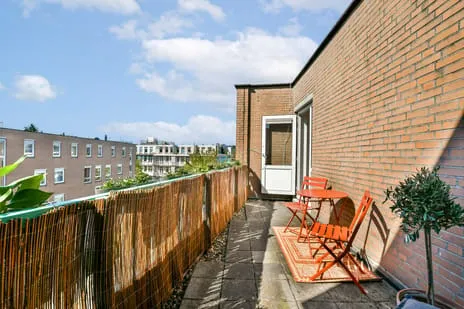 Studio te koop: Molukkenstraat 94E, Timorpleinbuurt-Zuid Amsterdam