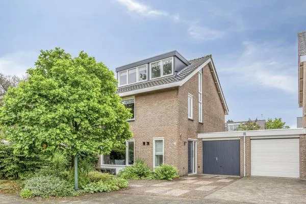 Tussenwoning te koop: Molvense Erven 212, Nuenen-Zuid Nuenen
