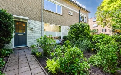 Tussenwoning te koop: Mombaerstraat 162, Hogenkamp Zwolle