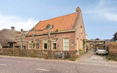 Vrijstaande woning te koop: Mommersteeg 66, Haarsteeg Haarsteeg