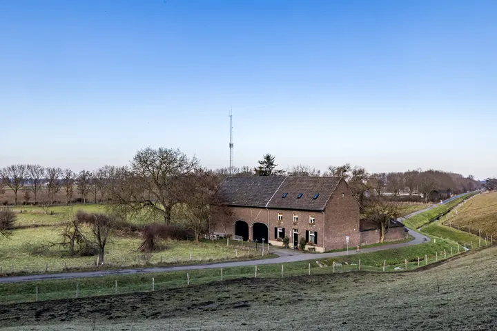 Vrijstaande woning te koop: Mommerwegsken 1, Maasband Stein
