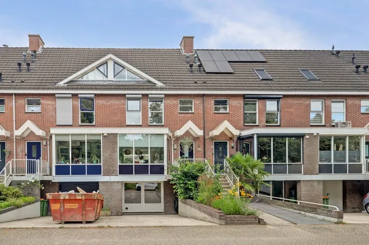 Tussenwoning te koop: Monnetsingel 11, De Singels Ede