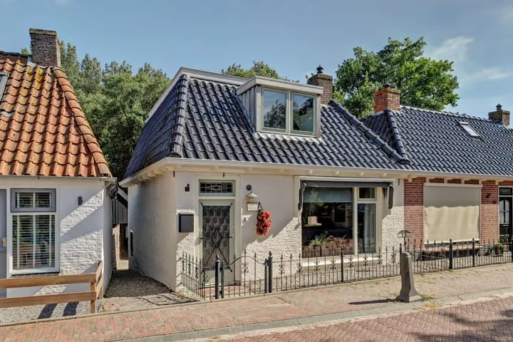 Twee-onder-één-kap te koop: Monnikebildtdijk 45, Oudebildtzijl Oudebildtzijl