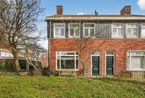 Twee-onder-één-kap te koop: Monnikendammerweg 50, Tuindorp Nieuwendam-Oost Amsterdam