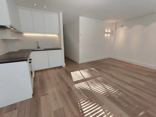 Tussenwoning te huur: Monnikenstraat 8, Burgwallen-Oost Amsterdam