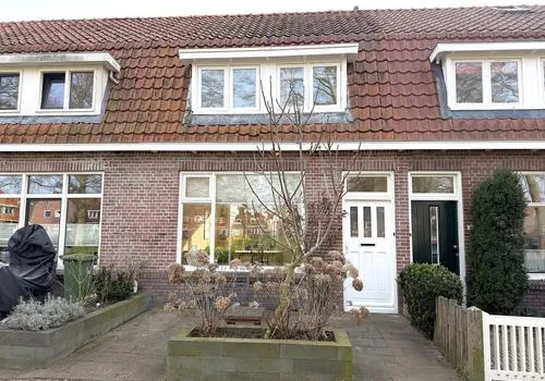 Tussenwoning te koop: Monnikstraat 13, Noordoosthoek Sneek