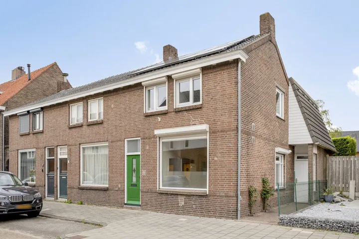 Hoekwoning te koop: Monseigneur Völkerstraat 25, Rooi Dorp Kaatsheuvel