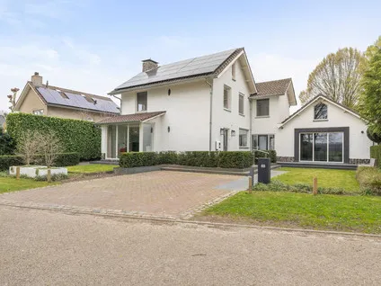 Twee-onder-één-kap te koop: Monseigneur van Oorschotstraat 32, Balledonk Heeswijk-Dinther