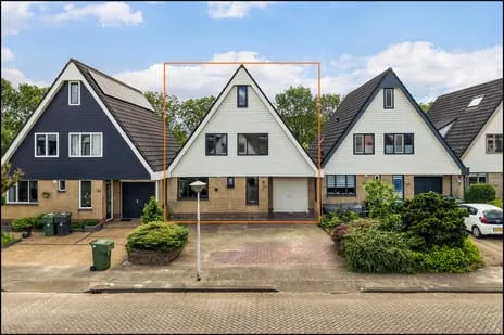Tussenwoning te koop: Monsmastate 22, Camminghaburen-Zuid Leeuwarden