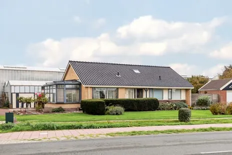 Vrijstaande woning te koop: Monsterseweg 72A, 'S-Gravenzande