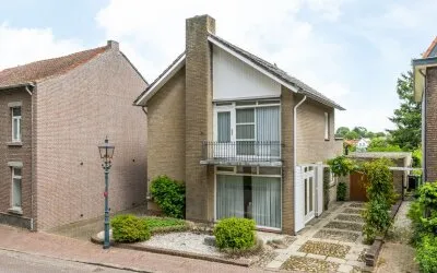 Vrijstaande woning te koop: Montfortstraat 7, Schimmert Schimmert