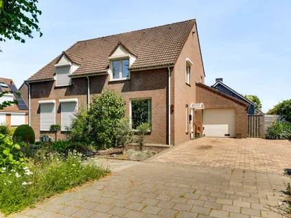 Twee-onder-één-kap te koop: Moostdijk 2, Ospeldijk Ospel