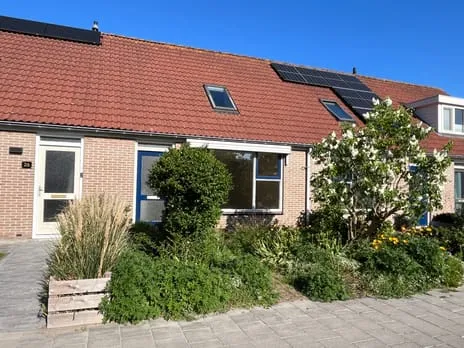 Tussenwoning te koop: Morgen 27, Stompetoren Stompetoren