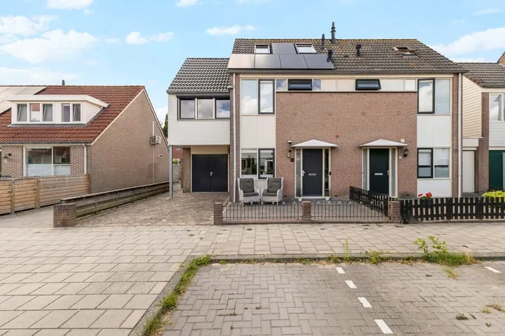 Hoekwoning te koop: Morgen 41, Stompetoren Stompetoren