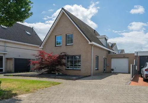 Twee-onder-één-kap te koop: Morgenster 9, Maasveld II Tegelen