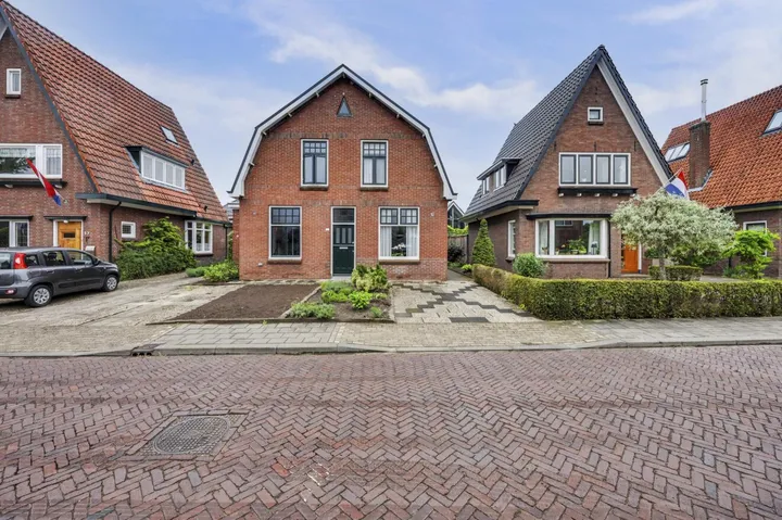 Twee-onder-één-kap te koop: Morgenzonweg 61, Winterswijk-Noordwest Winterswijk