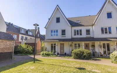 Hoekwoning te koop: Mortelhof 1, Ringoevers Hillegom