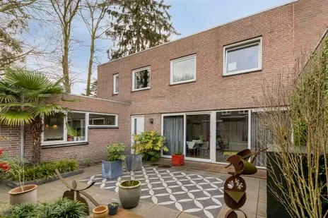 Tussenwoning te koop: Mortierlaan 145, Muschberg, Geestenberg Eindhoven