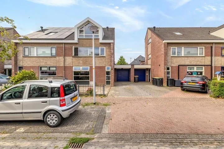 Tussenwoning te koop: Mossel 47, Middenmeer Kroonwaard, Schelpenwijk e.o. Middenmeer