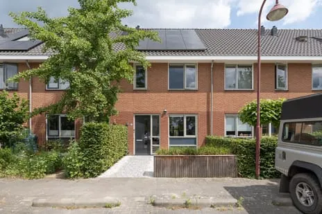 Tussenwoning te koop: Mosterdlaan 27, De Burgt Barneveld