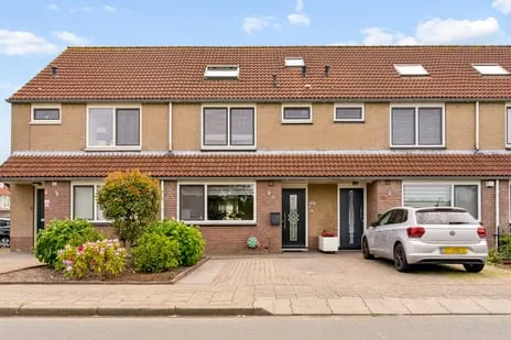 Tussenwoning te koop: Mosweg 19, Kruidenwijk Noordoost Almere