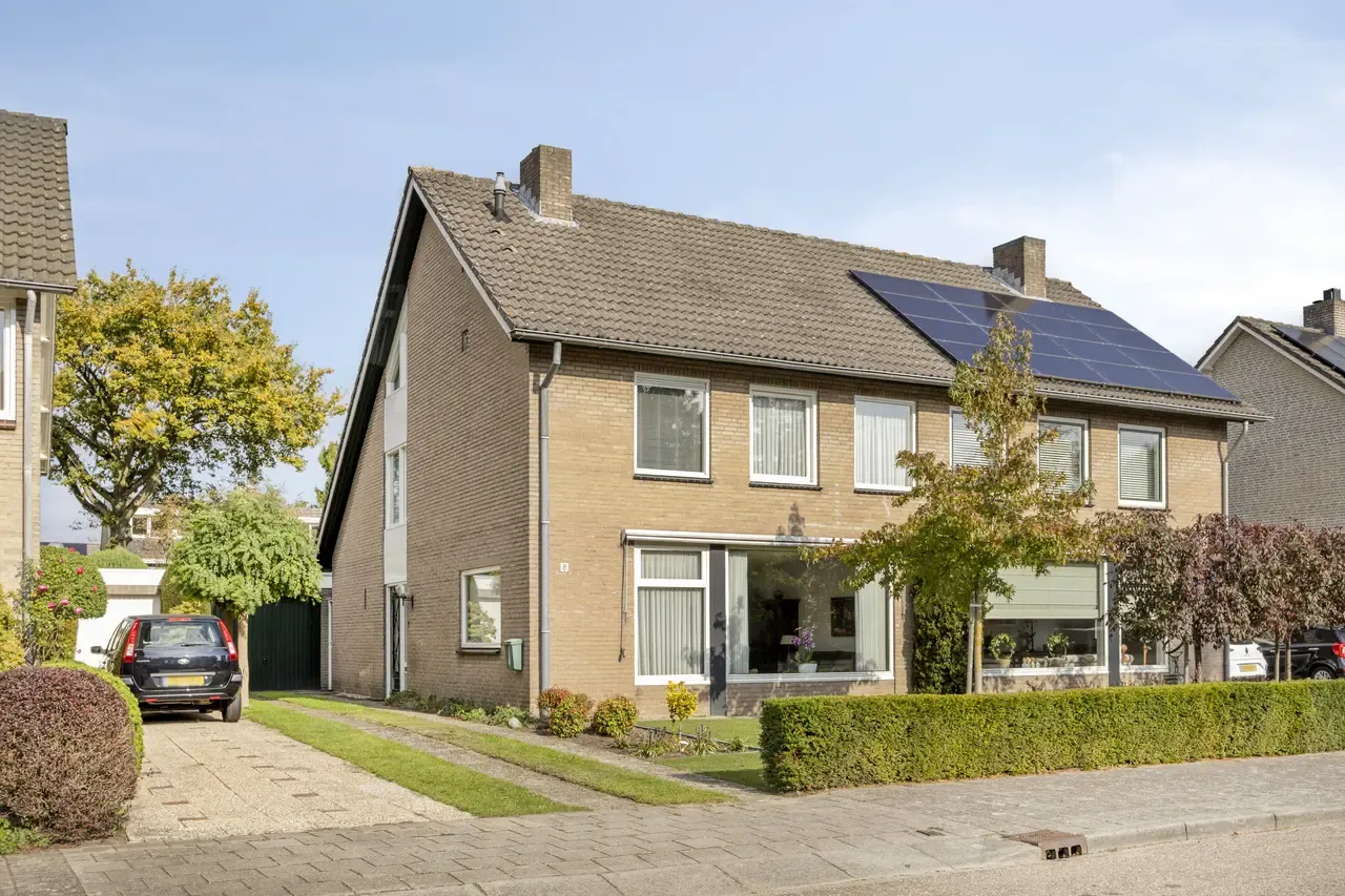 Hoekwoning te koop: Mozartlaan 8, Helmond