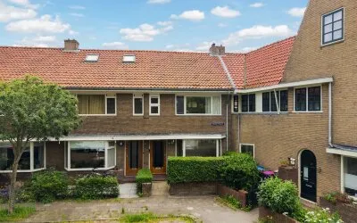 Tussenwoning te koop: Mozartstraat 125, Sonnenborgh Leeuwarden
