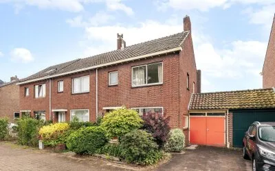 Tussenwoning te koop: Mozartstraat 38, Oosterzij Heemskerk