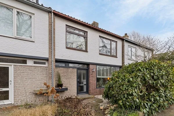 Tussenwoning te koop: Mozartstraat 49, Heemskerk