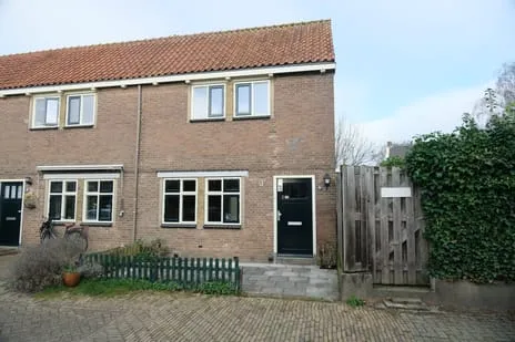 Hoekwoning te koop: Mr. A. Pijnacker Hordijkstraat 10, Sterrebos Tiel