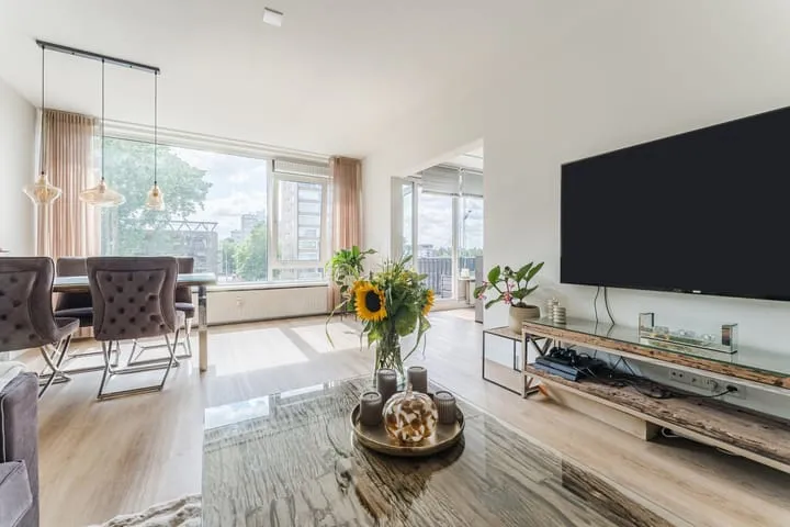 Appartement te koop: Mr. F.A. van Hallweg 114, Elsrijk West Amstelveen