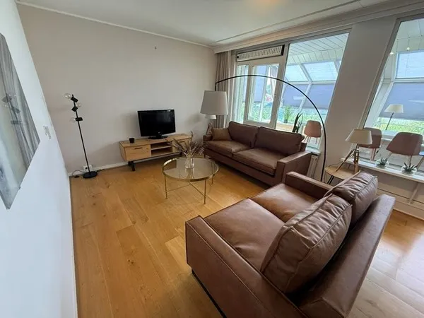 Appartement te huur: Mr. F.A. van Hallweg 44, Elsrijk West Amstelveen