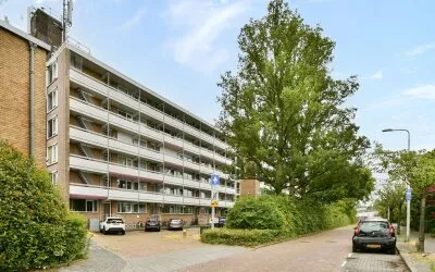 Appartement te koop: Mr. F.A. van Hallweg 58, Elsrijk West Amstelveen