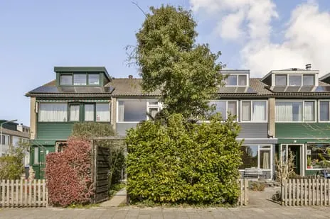 Terraced house for sale: Mr.J.C.Bührmannlaan 53, De Klomp Weesp