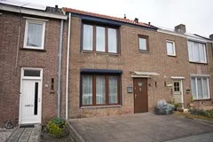 Tussenwoning te koop: Mr. J.E. Risseeuwstraat 3, Oostburg