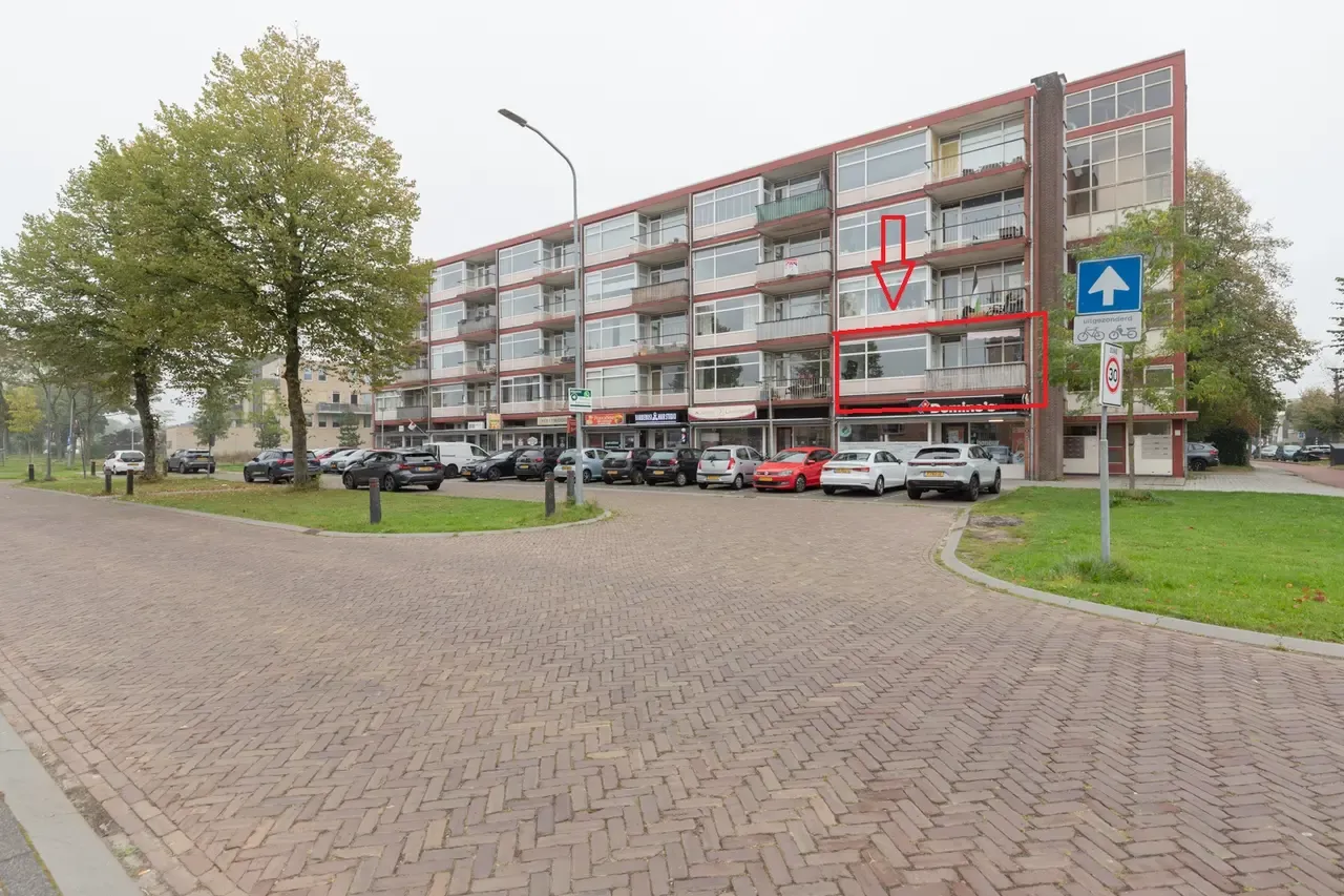 Appartement te koop: Mr. P.J. Troelstralaan 201, Assen