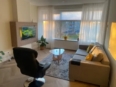 Appartement te koop: Mr. P.J. Troelstralaan 275, De Lariks Oost Assen