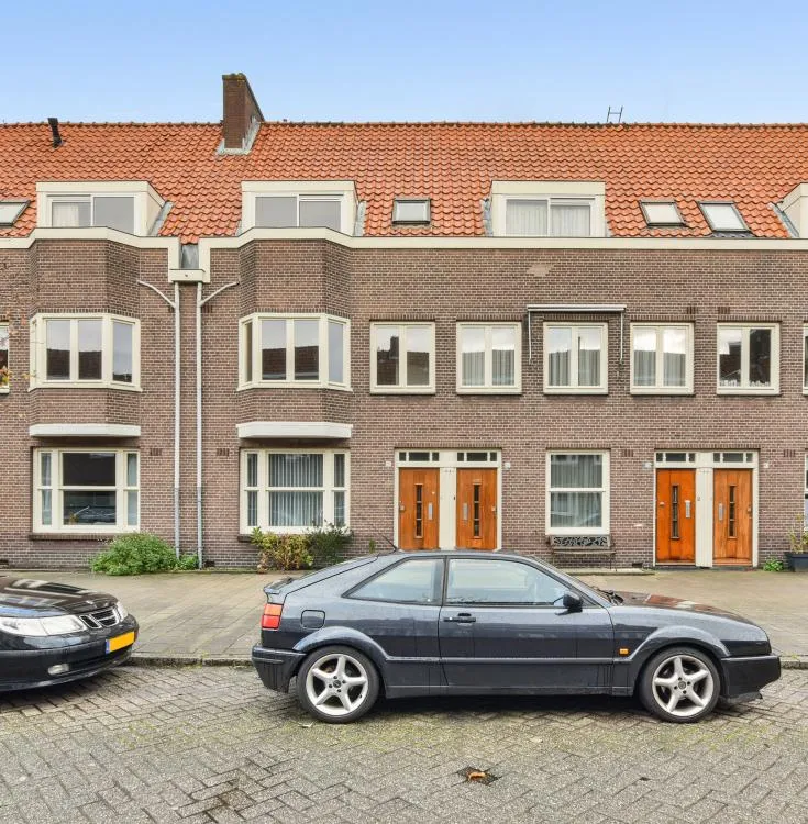 Appartement te huur: Mr. P.N. Arntzeniusweg 57-1, Amsterdam