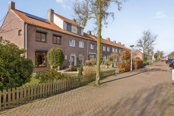 Tussenwoning te koop: Mr. C. Goselingstraat 22, Best