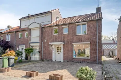 Hoekwoning te koop: Mr. C. Goselingstraat 95, Wilhelminadorp Best