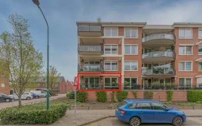 Appartement te koop: Mr. Dr. Schokkingstraat 55, Veenendaal