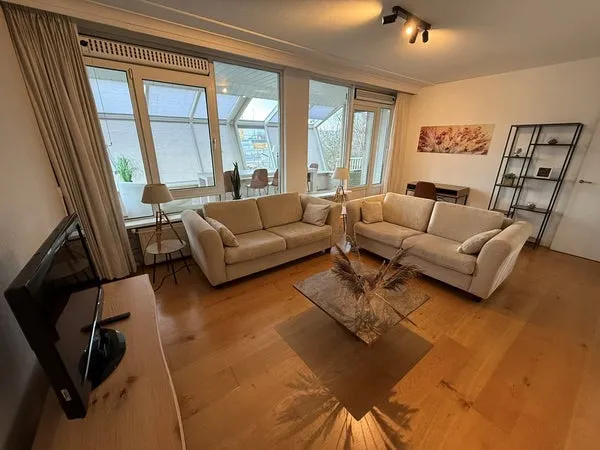 Woning te huur: Mr. F.A. van Hallweg, Elsrijk West Amstelveen
