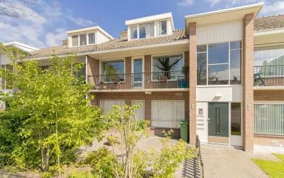 Appartement te koop: Mr. G. Groen van Prinstererlaan 82, Amstelveen