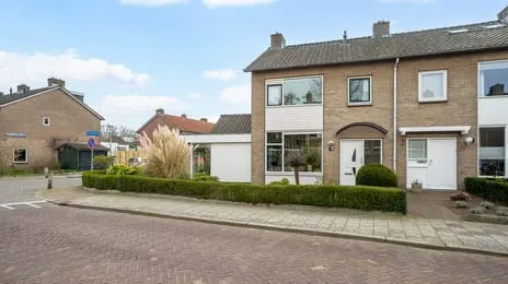 Hoekwoning te koop: Mr. G.J. ter Kuilelaan 23, Parkweg en omgeving Almelo