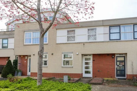 Tussenwoning te koop: Mr. Gerbrandypark 44, De Parken Ede
