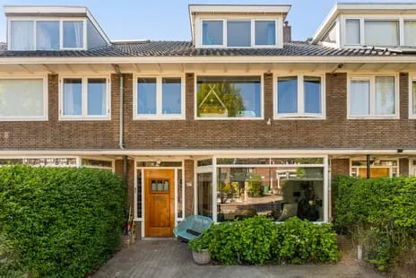 Tussenwoning te koop: Mr. Sixlaan 27, Elsrijk West Amstelveen