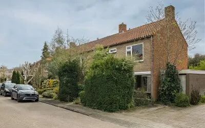 Hoekwoning te koop: Mr. Thorbeckestraat 31, Centrum Barendrecht
