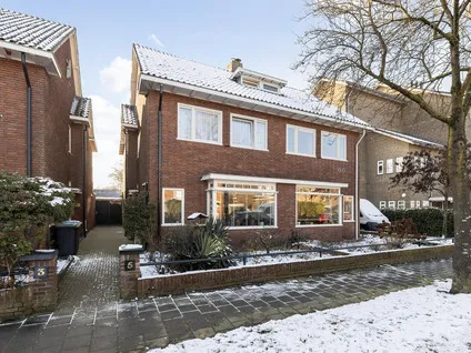 Twee-onder-één-kap te koop: Mr. Troelstrastraat 5, Walhof-Roessingh Enschede