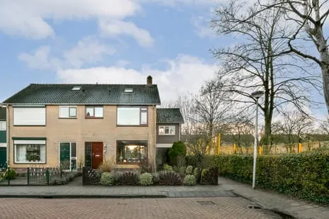 Hoekwoning te koop: Mr P S Gerbrandystraat 14, Kern Zuidland Zuidland